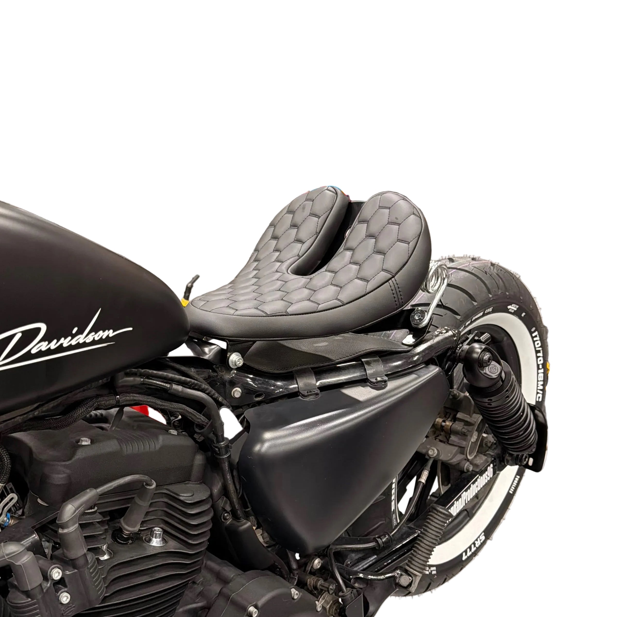 Black Diamond-Stitch Solo Bobber Seat with Springs