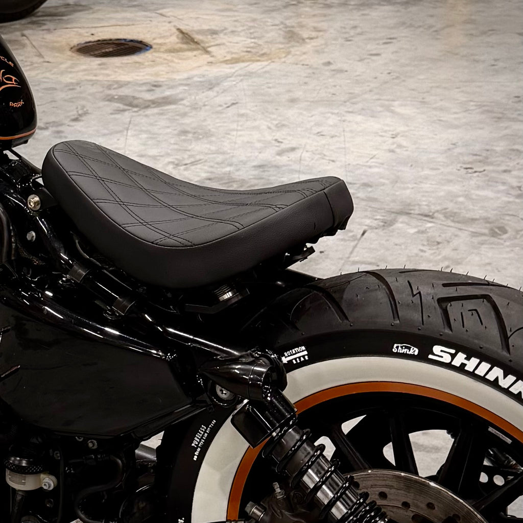 Signature Diamond Seat