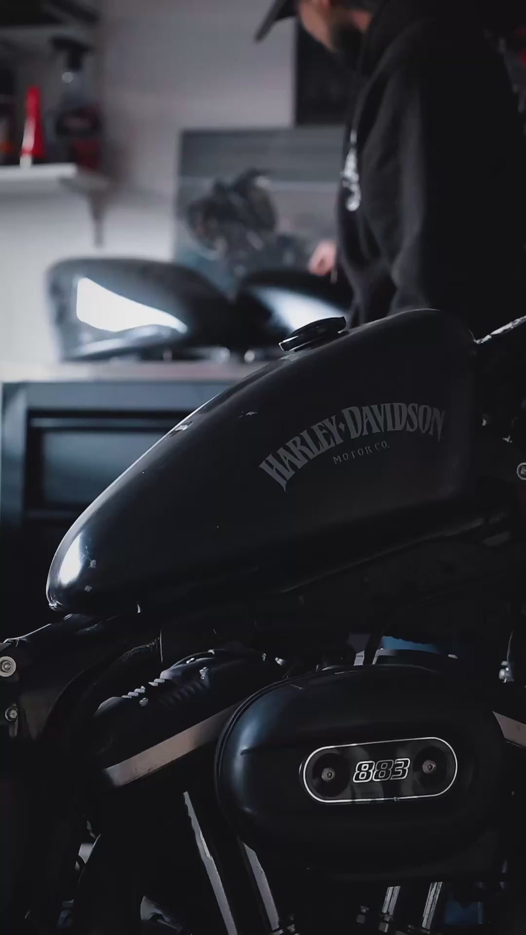 Nandez Custom Tank Cover